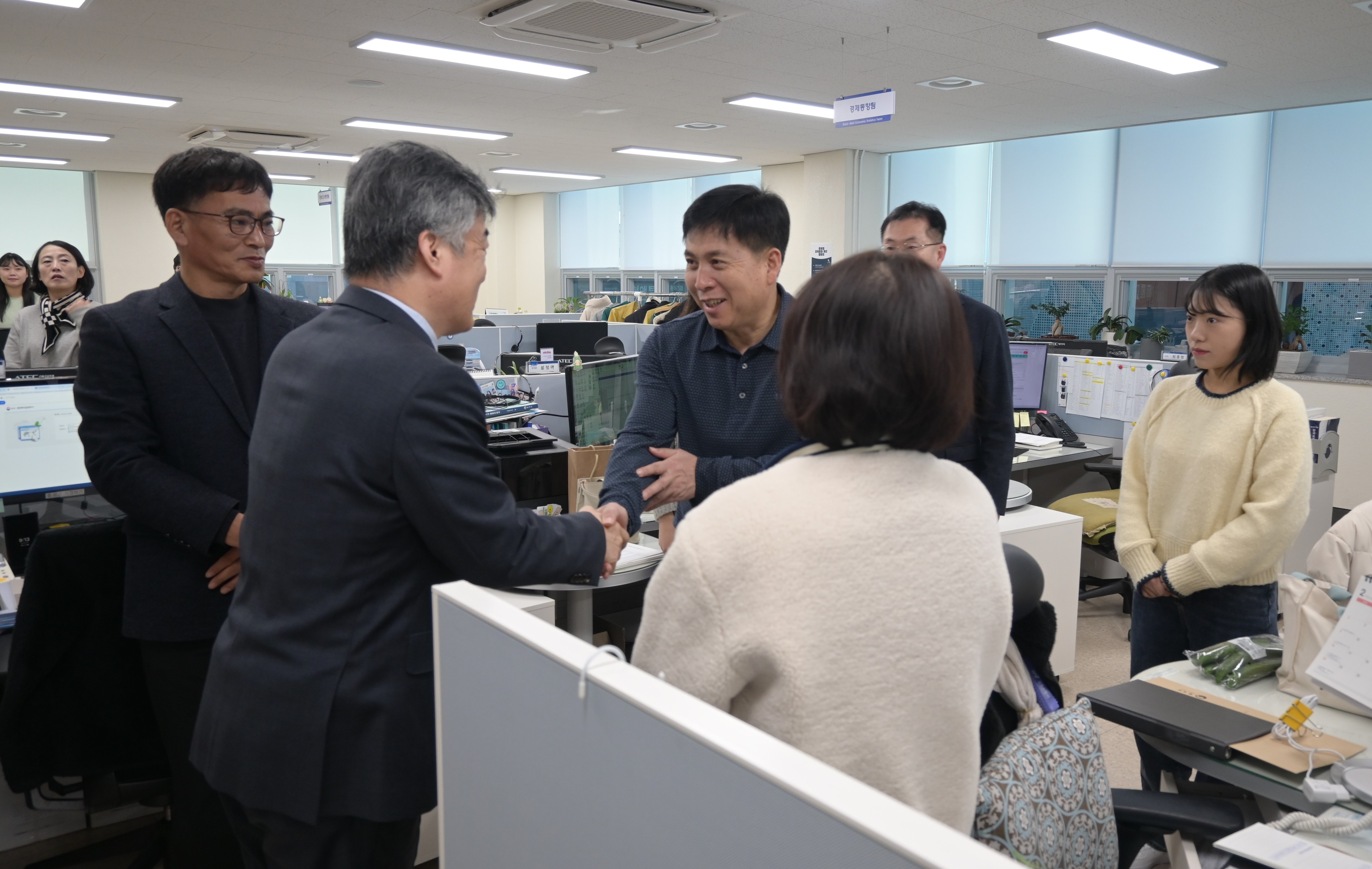 직원들과의 첫인사